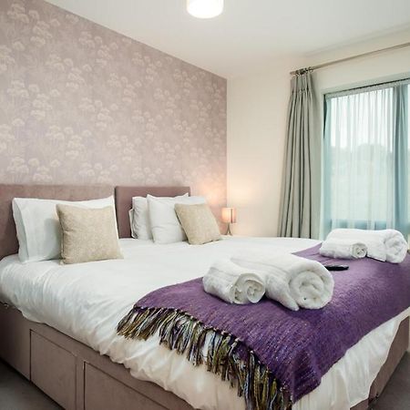 Solar Sanctuary- Skyline Balcony, City Centre, Three Floors, King Beds, Netflix And More! Bath Exterior photo